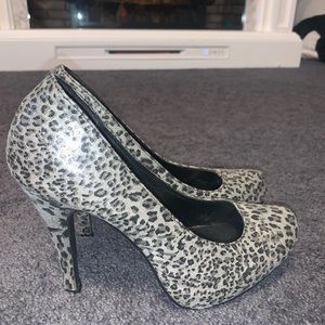 Gray Leopard Heels